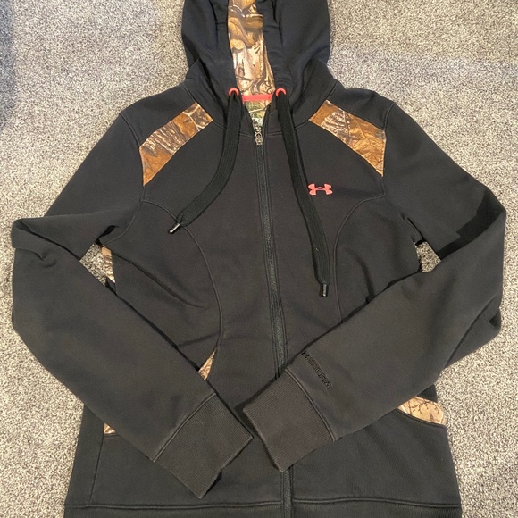 Under Armor hoodie - Picture 1 of 4